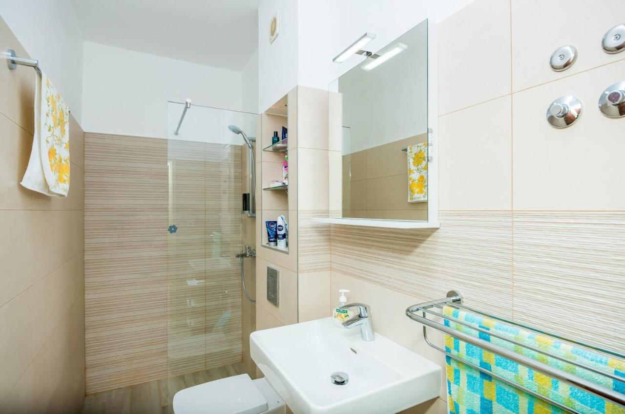 Violic Apartments Затон Екстер'єр фото