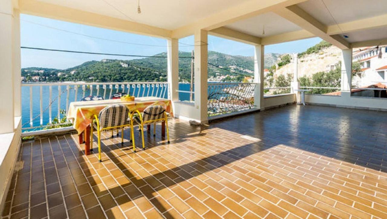 Violic Apartments Затон Екстер'єр фото