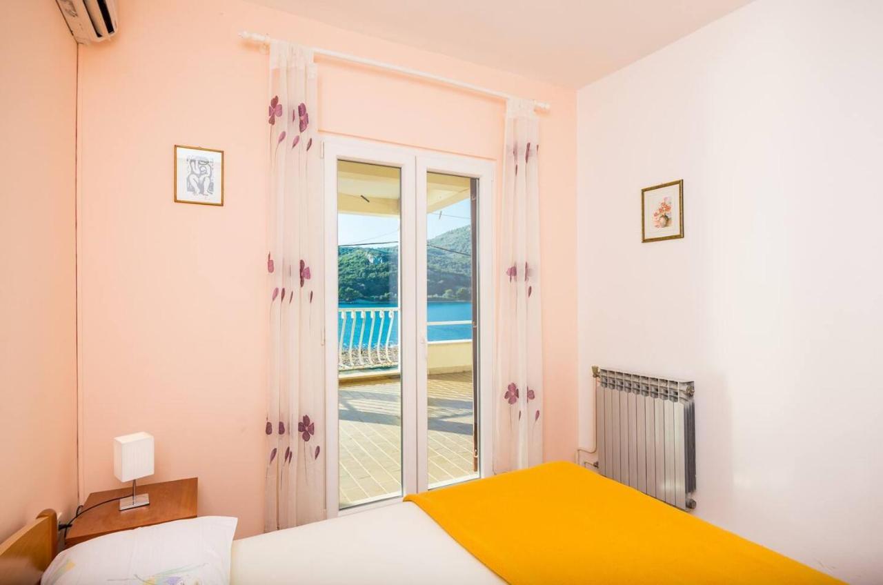 Violic Apartments Затон Екстер'єр фото