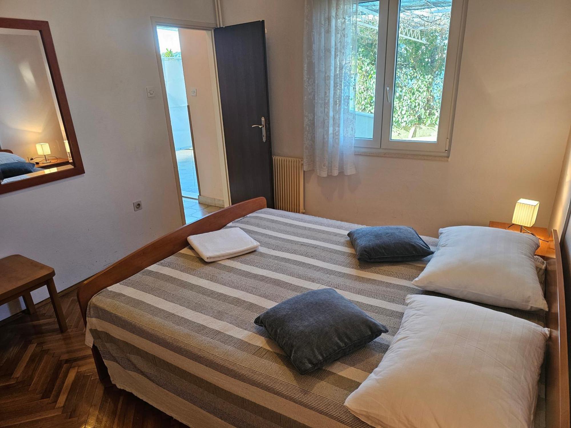 Violic Apartments Затон Екстер'єр фото